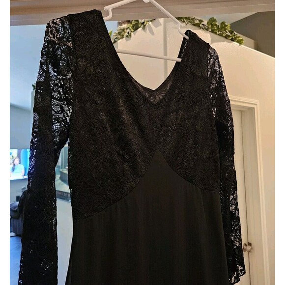 Black Lace Maxi Gown Dress Medium Size 6/8 Sheer with Slip Side Zip Worn Once - Picture 8 of 13